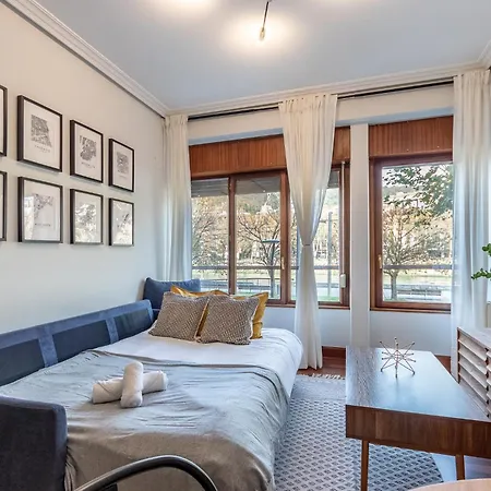 Moderno Y Acogedor En El Corazon De Апартаменты Бильбао