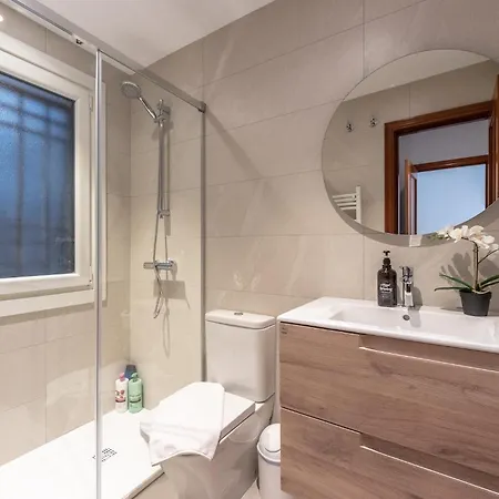 Moderno Y Acogedor En El Corazon De * ビルバオ