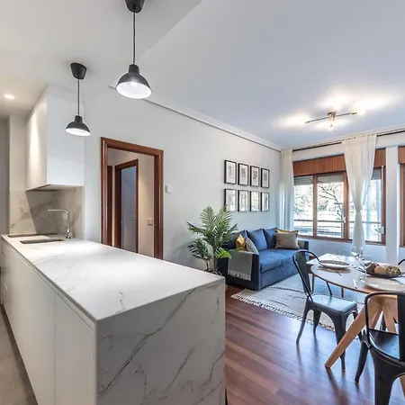 Moderno Y Acogedor En El Corazon De アパート *